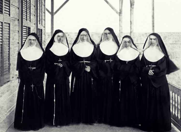 The Incredible True Story of Biting Nuns and other Bizarre Cases of Mass Hysteria 1 2
