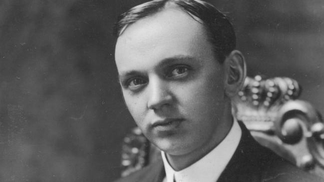 Edgar Cayce
